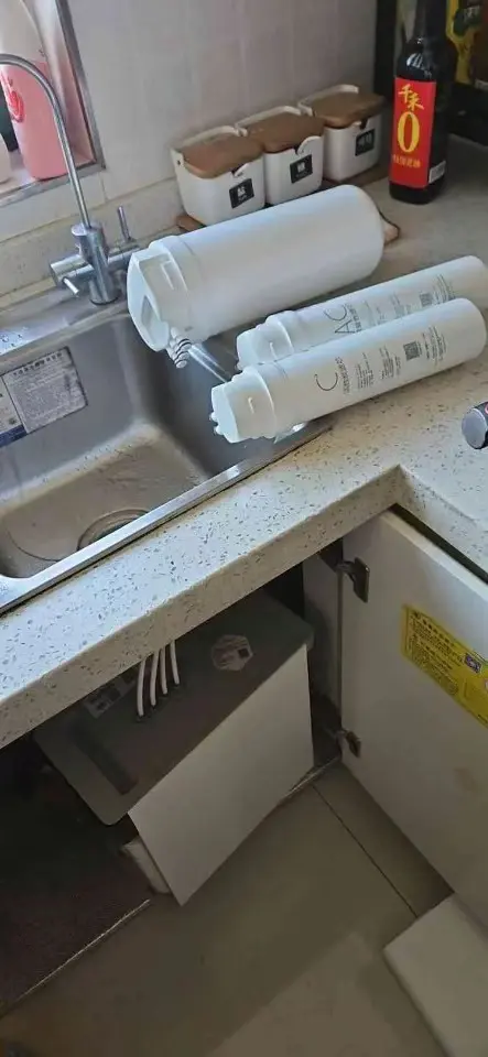 The Vereaqua cartridge fits perfectly in the Midea MRO1790B-400G