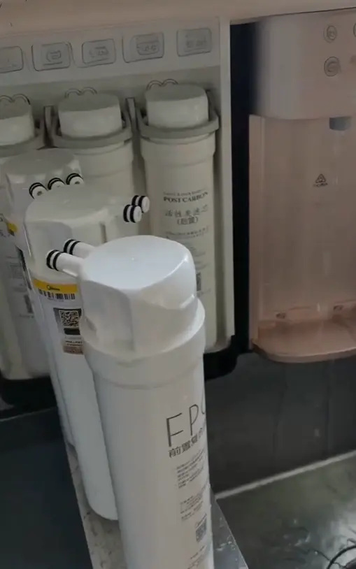 The Vereaqua cartridge fits perfectly in the Midea MRC1686-75G